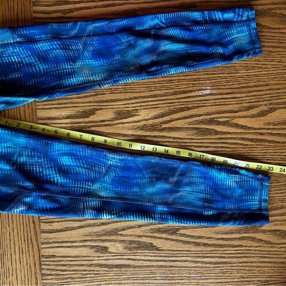 Lululemon Invigorate High Rise Flux Blue Multi Leggings Pockets Size 4 - Picture 4 of 6